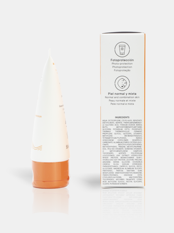 Light Fluid SPF 50+ - Image 3